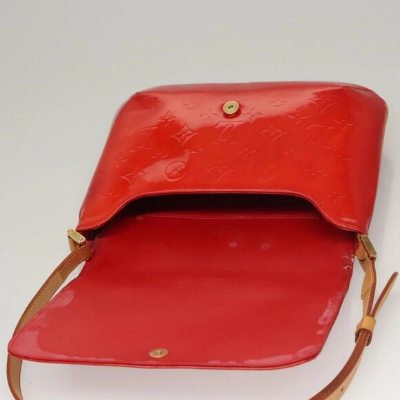 LOUIS VUITTON Monogram Vernis Thompson Street Bag Red M91094 LV Auth 116785 - Picture 13 of 16